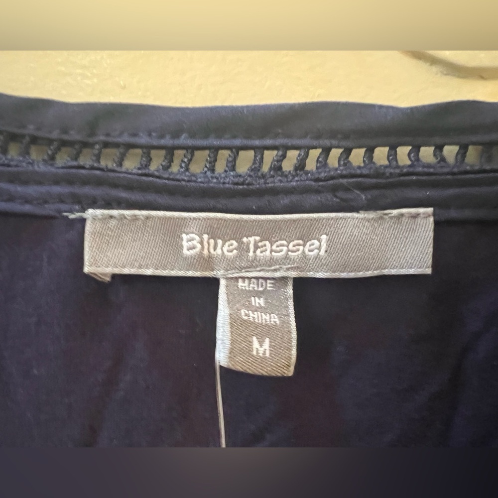 Blue Tassel Navy Lace Women Top 3/4 Sleeves Flare Waist NWT Size Medium - Picture 3 of 9